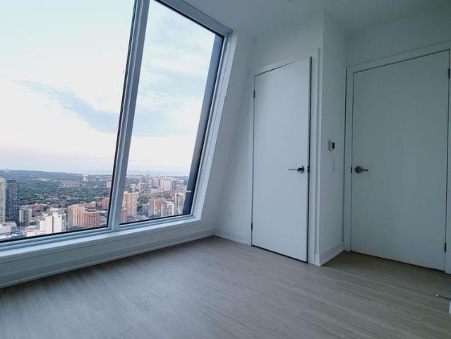 For Lease 8 Wellesley Street Unit# 6007, Toronto, Ontario
