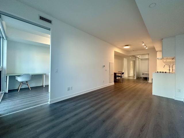For Lease 8 wellesley Street Unit# 706, Toronto, Ontario