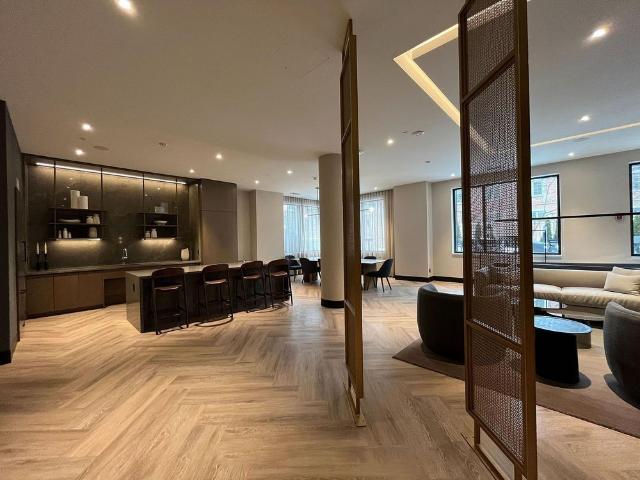 For Lease 8 Beverley Glen Boulevard Unit# 603, Vaughan, Ontario