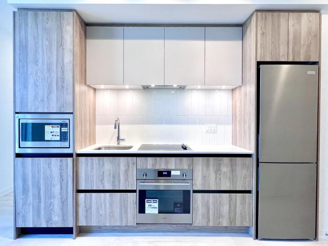For Lease 8 Beverley Glen Boulevard Unit# 605, Vaughan, Ontario