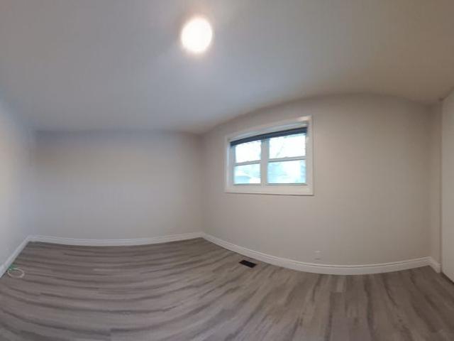 For Lease 8 Clareville Crescent Unit# 3 bedrooms, Toronto, Ontario