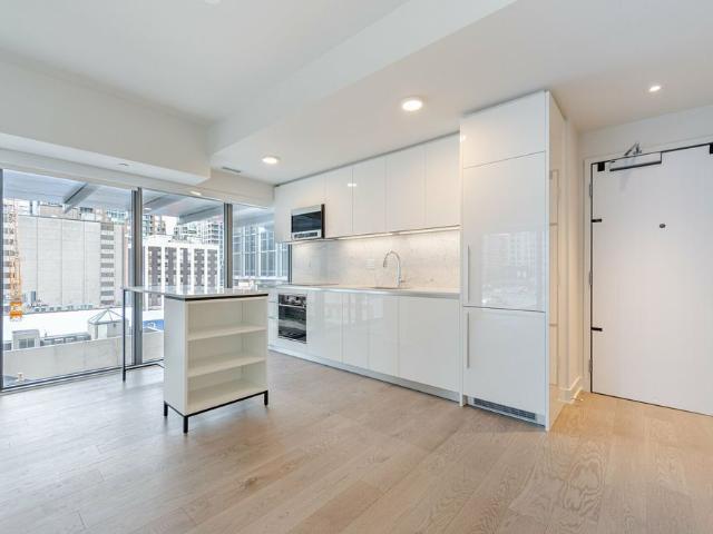 For Lease 8 Cumberland Street Unit# 602, Toronto, Ontario