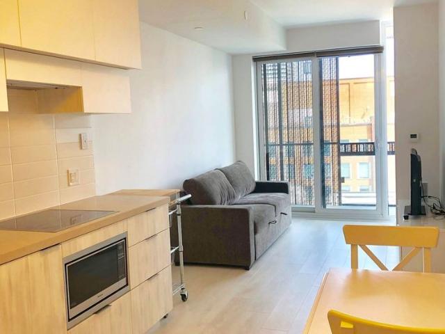 For Lease 8 Eglinton Avenue Unit# 1010, Toronto, Ontario