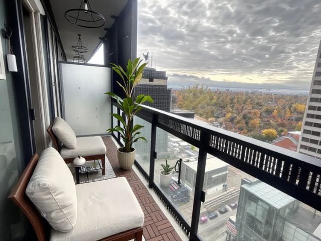 For Lease 8 Eglinton Avenue Unit# 1102, Toronto, Ontario