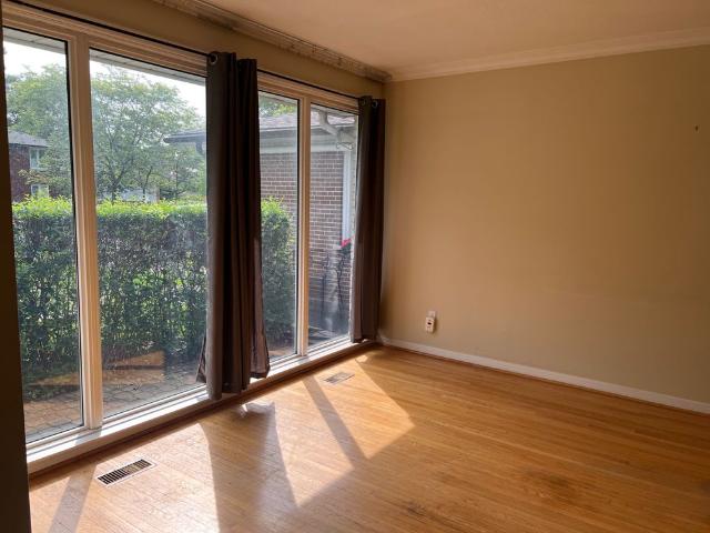 For Lease 8 Hartsdale Drive, Toronto, Ontario