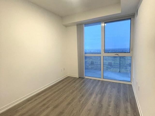 For Lease 8 Interchange Way Unit# 5810, Vaughan, Ontario