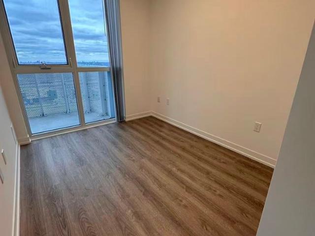For Lease 8 Interchange Way Unit# 3209, Vaughan, Ontario