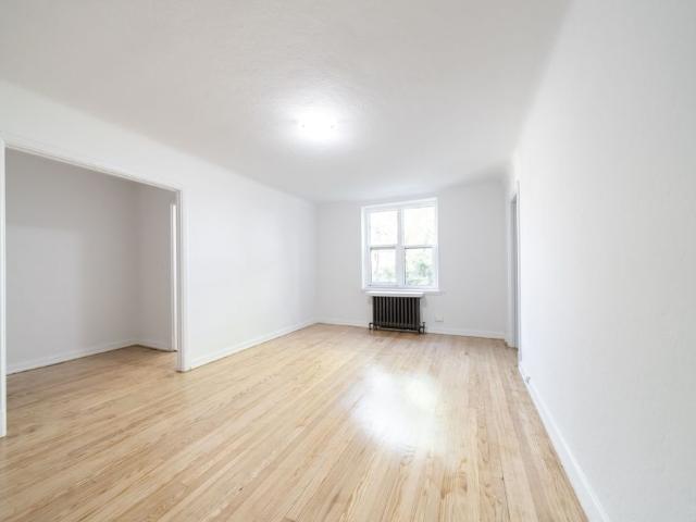 For Lease 8 Mallory Gardens Unit# 24, Toronto, Ontario