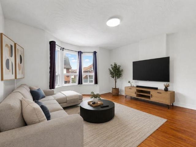 For Lease 8 Parr Street, Toronto, Ontario
