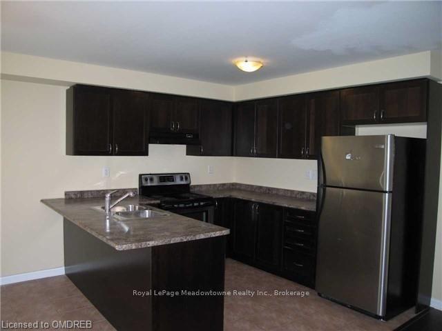 For Lease 907 Scott Boulevard, Milton, Ontario