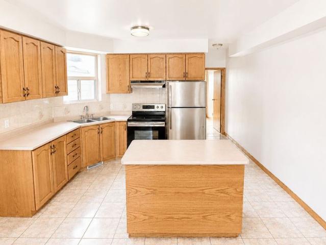 For Lease 908 Ossington Avenue Unit# Upper, Toronto, Ontario