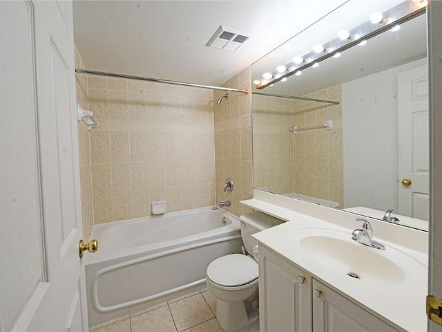 For Lease 909 Bay Street Unit# 2604, Toronto, Ontario