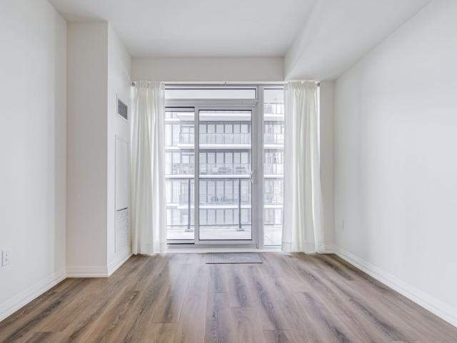 For Lease 9000 Jane Street Unit# 1407, Vaughan, Ontario