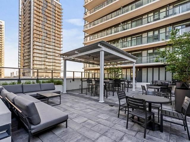For Lease 9000 Jane Street Unit# 707, Vaughan, Ontario