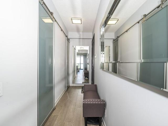 For Lease 90 Park Lawn Road Unit# 2115, Toronto, Ontario