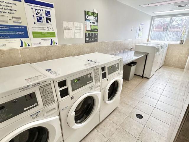 For Lease 90 Twenty Fifth Street Unit# 31, Toronto, Ontario