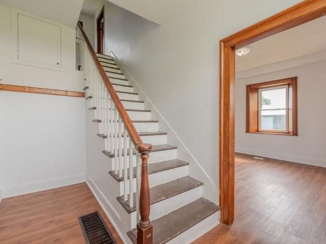 For Lease 919 Safari Road, Hamilton, Ontario