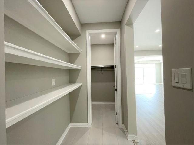 For Lease 912 Rubicon Place, Kanata, Ontario