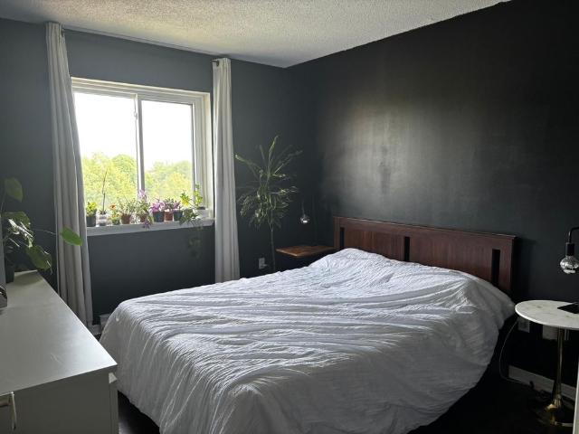 For Lease 91 Aspen Springs Drive Unit# 302, Clarington, Ontario