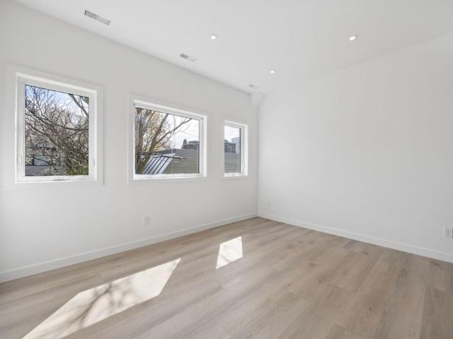 For Lease 91 Barton Avenue Unit# 5, Toronto, Ontario