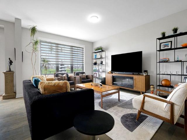 For Lease 91 GREEN ASH Avenue, Stittsville Munster Richmond, Ontario