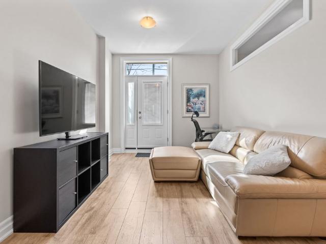 For Lease 91B Evans Avenue, Toronto, Ontario
