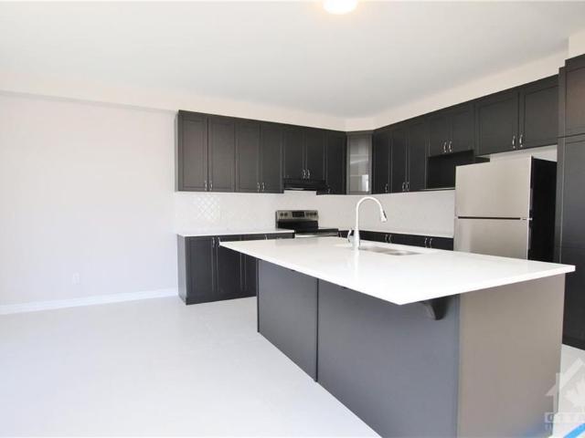 For Lease 924 NOKOMIS Place, Barrhaven, Ontario