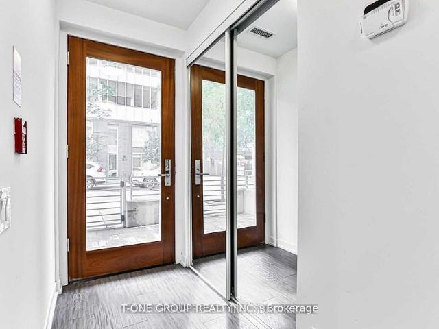 For Lease 92 McGill Street, Toronto, Ontario