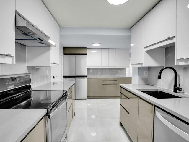 For Lease 934 Smyth Road Unit# Unit B basement, Elmvale Acres and Area, Ontario