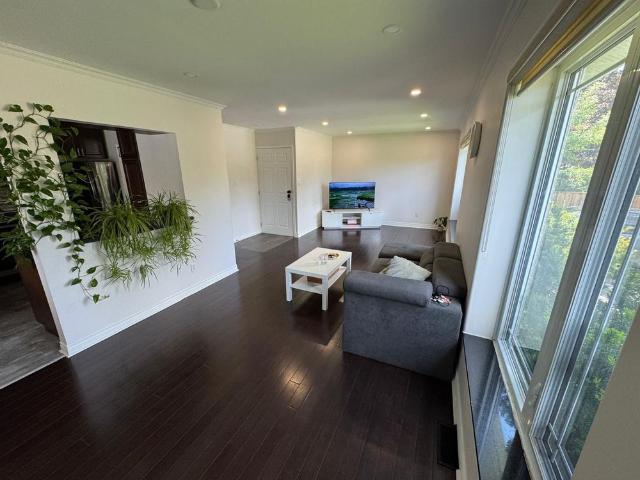 For Lease 93 Aurora Heights Drive, Aurora, Ontario