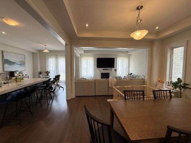 For Lease 93 SILK TWIST Drive, East Gwillimbury, Ontario