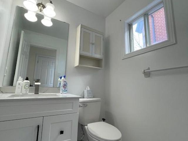 For Lease 93 Sunbird Boulevard Unit# Upper, Georgina, Ontario