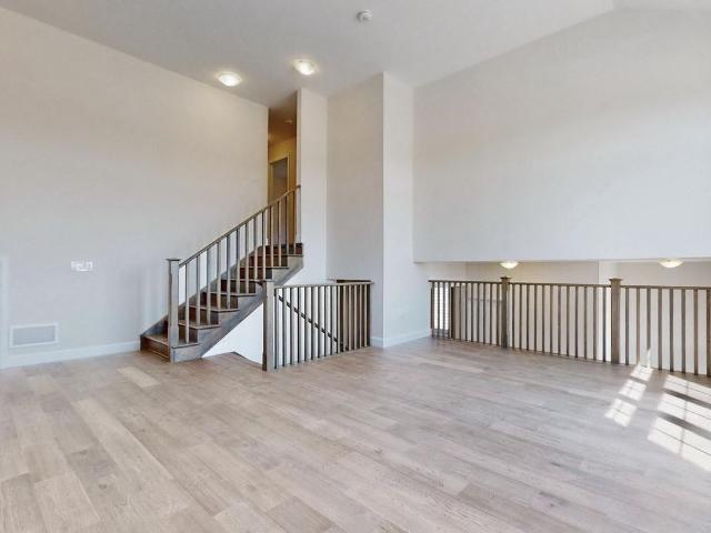 For Lease 93 York Drive, Peterborough, Ontario