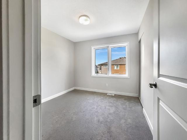 For Lease 946 Chapman Mills Drive, Barrhaven, Ontario