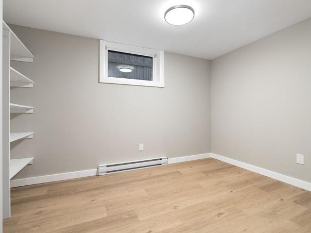For Lease 948 Parkhurst Boulevard Unit# B, McKellar Heights Glabar Park and Area, Ontario