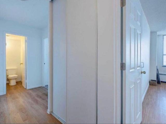 For Lease 940 Caledonia Road Unit# 909, Toronto, Ontario
