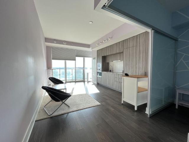 For Lease 955 Bay Street Unit# 3007, Toronto, Ontario
