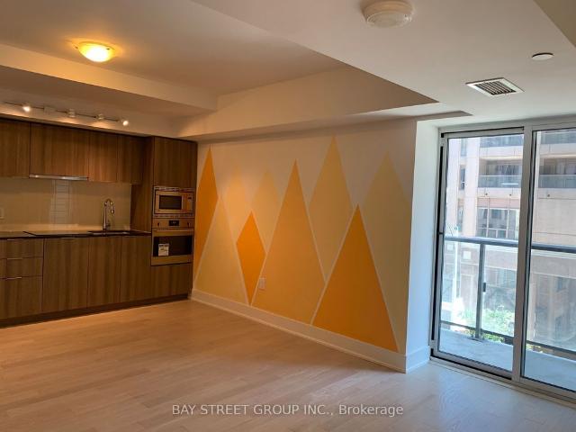 For Lease 955 Bay Street Unit# 314, Toronto, Ontario