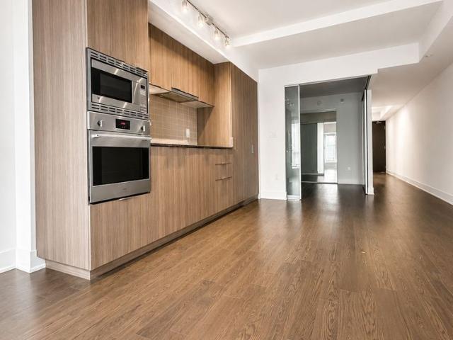 For Lease 955 Bay Street Unit# 318, Toronto, Ontario