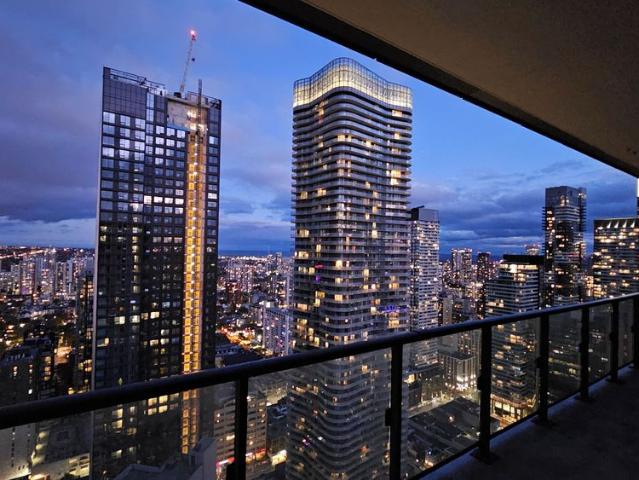 For Lease 955 Bay Street Unit# Uph07, Toronto, Ontario