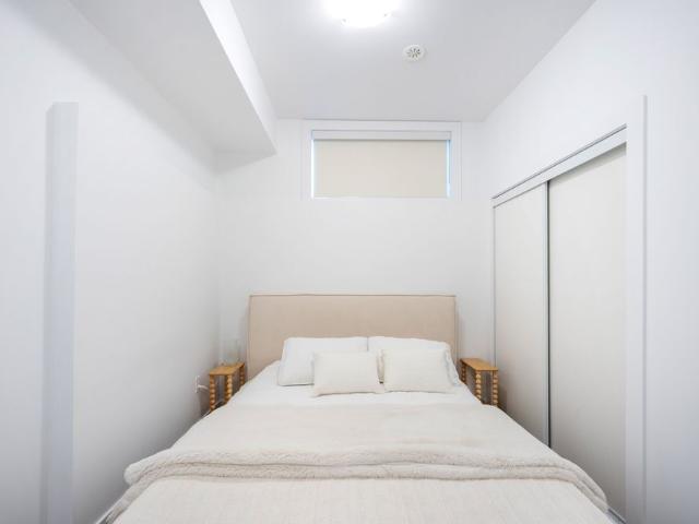 For Lease 9560 Islington Avenue Unit# 113, Vaughan, Ontario