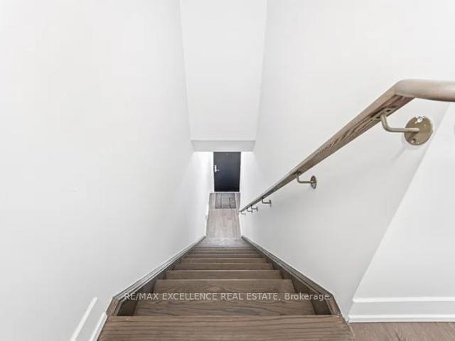 For Lease 9560 Islington Avenue Unit# 214, Vaughan, Ontario