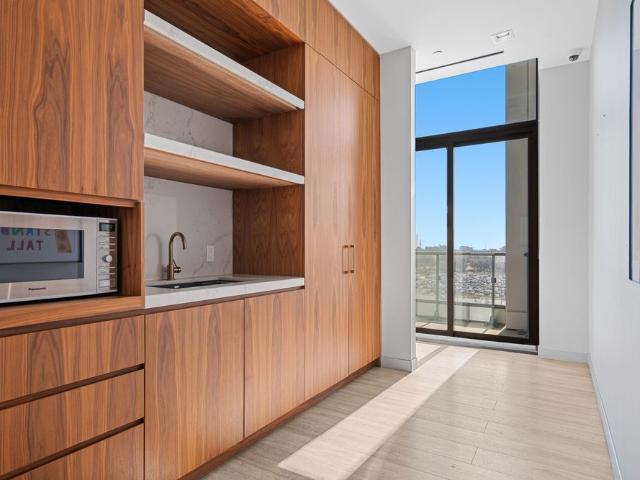 For Lease 950 Portage Parkway Unit# 4915, Vaughan, Ontario