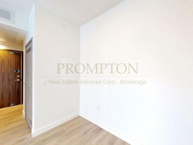 For Lease 95 McMahon Drive Unit# 1601, Toronto, Ontario