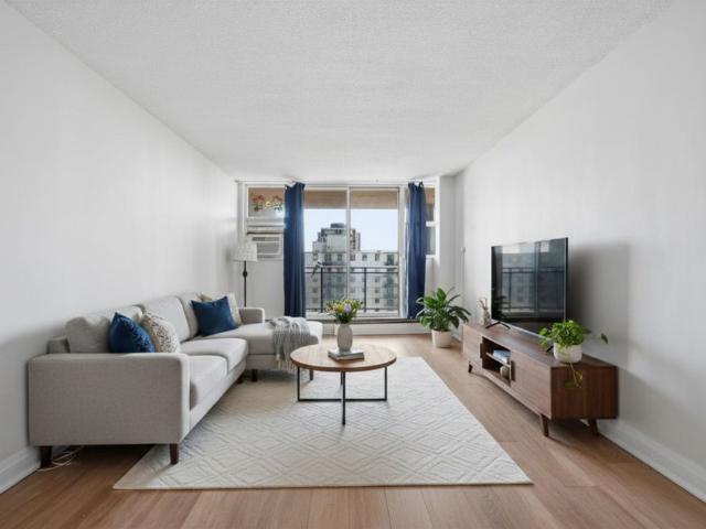 For Lease 975 Warwick Court Unit# 1005, Burlington, Ontario