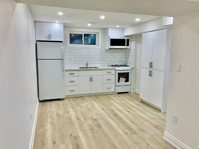 For Lease 977 Glencairn Avenue Unit# 4, Toronto, Ontario