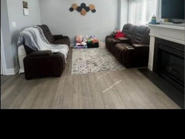 For Lease 97 Periwinkle Drive, Hamilton, Ontario