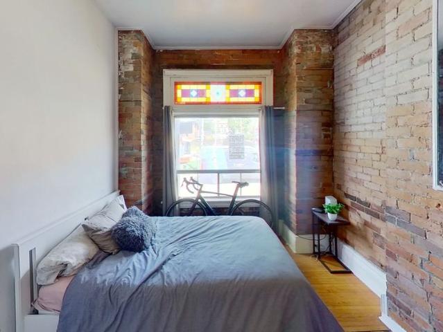 For Lease 97 Wolseley Street Unit# Apt 1, Toronto, Ontario