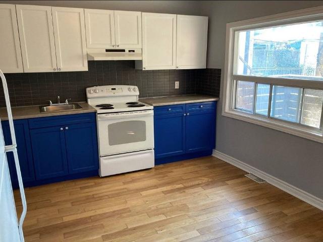 For Lease 985 Dupont Street Unit# 1, Toronto, Ontario