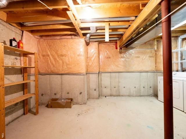 For Lease 98 Georgian Drive, Oakville, Ontario